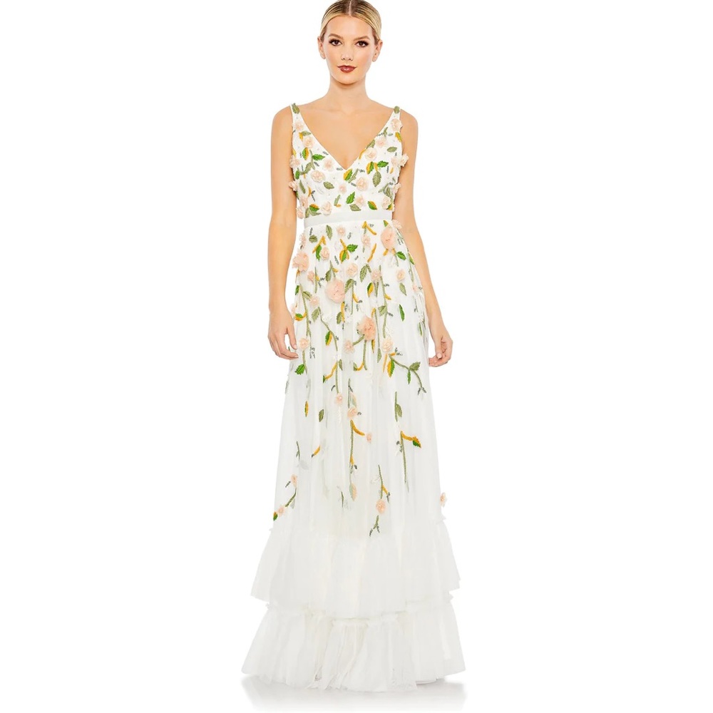 Mac Duggal brand new with tags